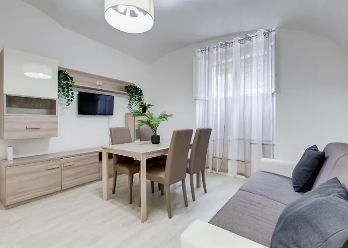 Apartment Borghese Modern Rom