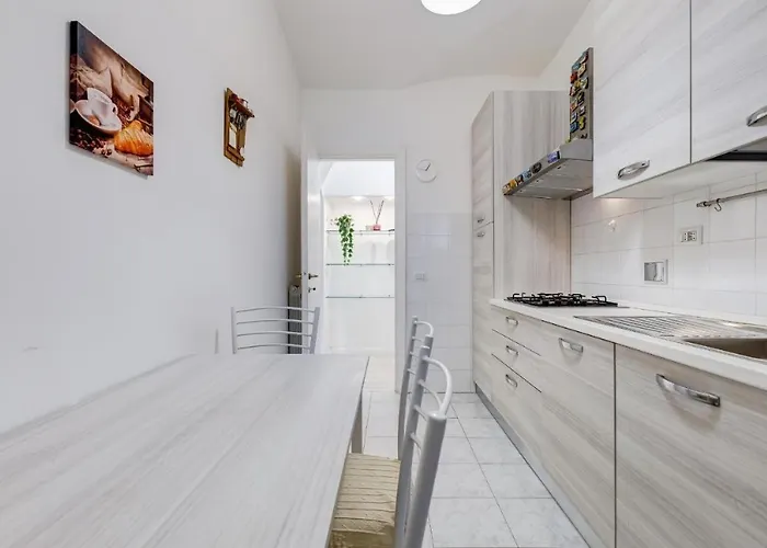 Borghese Modern Apartment Rom