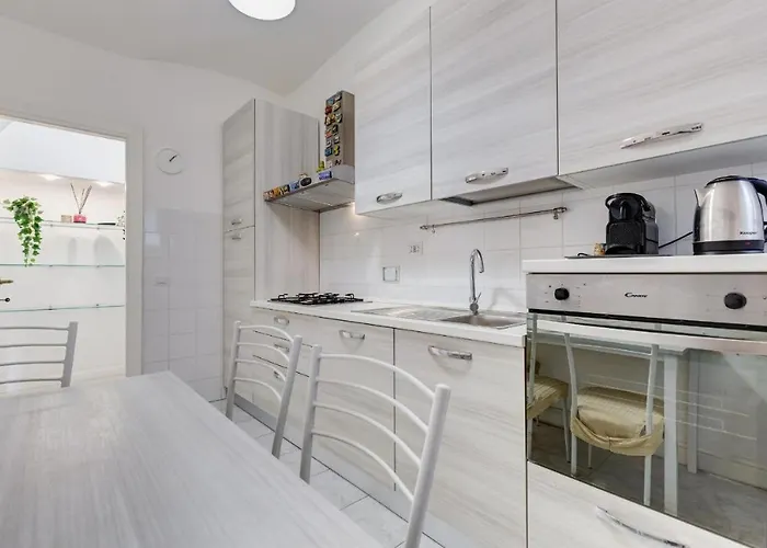 Apartment Borghese Modern